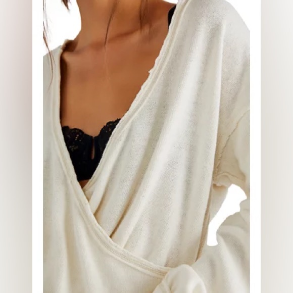 Free People Sweaters - NWT We The Free Cream Color Longsleeve